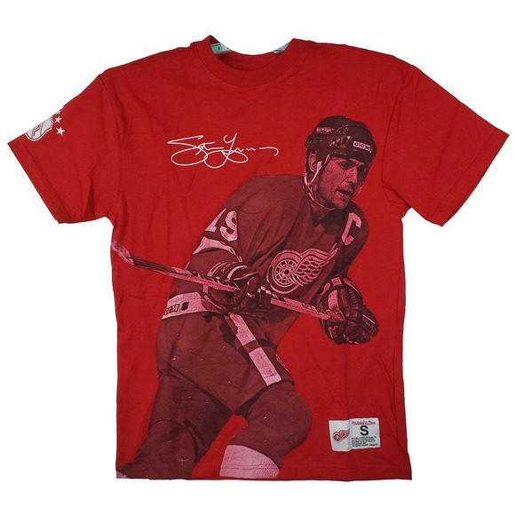 Steve Yzerman Detroit Red Wings Mitchell & Ness Small Shirt Player Art Red NWT - Picture 1 of 9